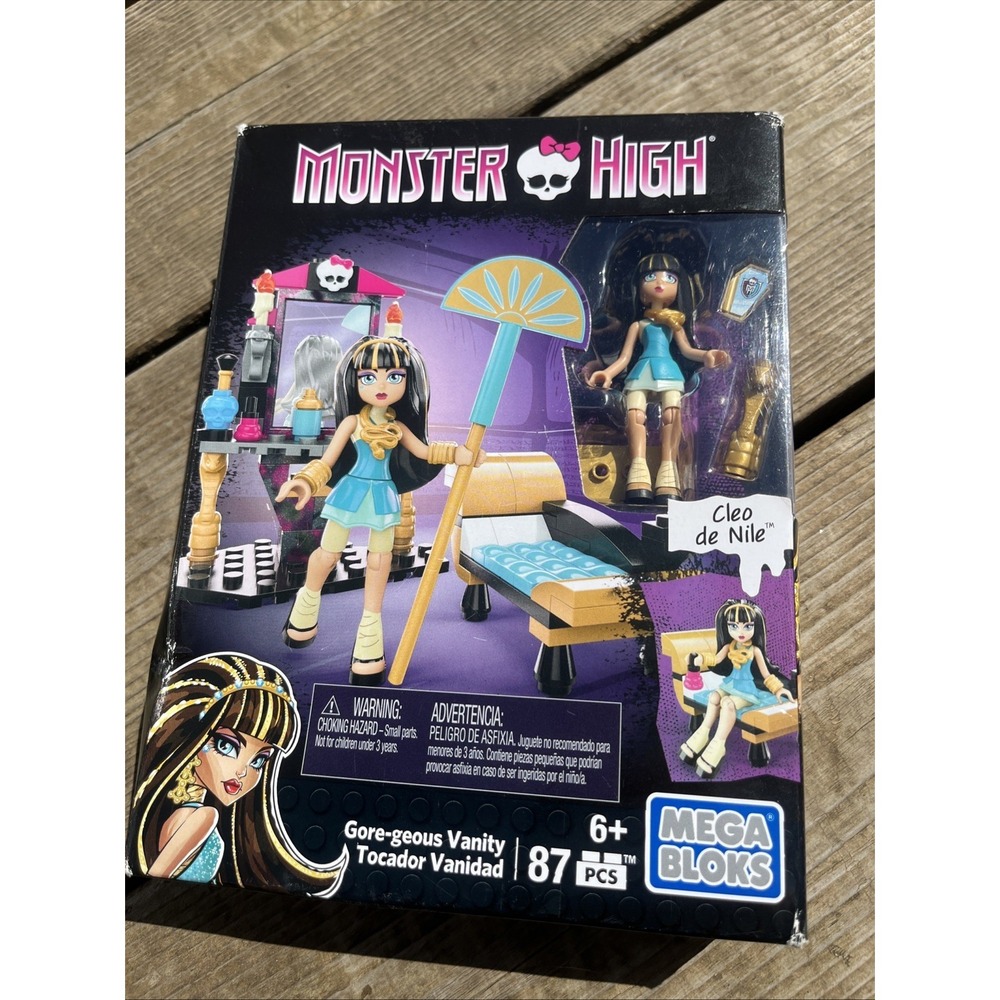 Mega Bloks Monster High Gore-geous Vanity Cleo de Nile 87 Pieces CNJ03 CNF79